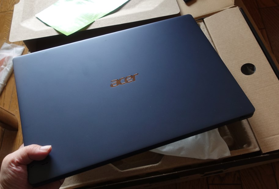 Acer Swift5レビュー】15.6インチ超軽量990グラムのWindows10 